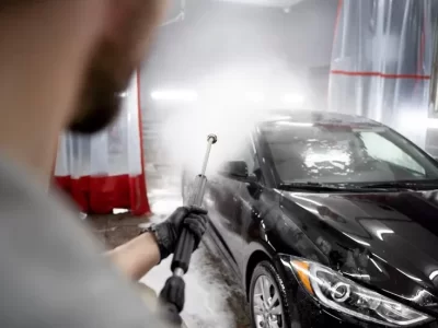 beautiful-car-washing-service_23-2149212225